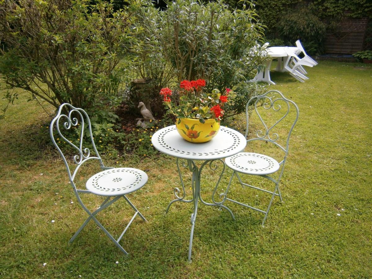 Aux Sources De L'Ancre Bed & Breakfast Miraumont Eksteriør bilde